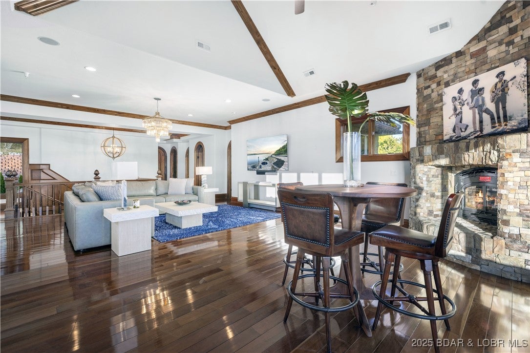 Sunrise Beach, Missouri, 65079, United States, 18 Bedrooms Bedrooms, ,19 BathroomsBathrooms,Residential,Active,1734934