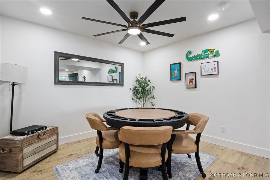 Osage Beach, Missouri, 65065, United States, 5 Bedrooms Bedrooms, ,4 BathroomsBathrooms,Residential,Active,2001071