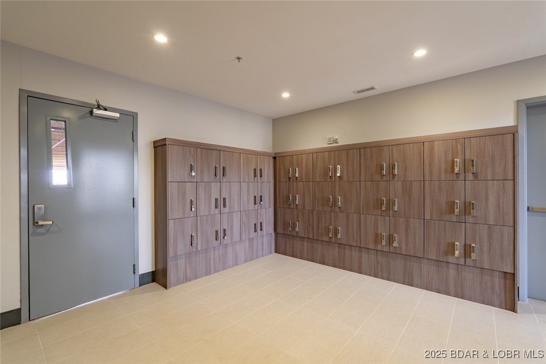 Sunrise Beach, Missouri, 65079, United States, 4 Bedrooms Bedrooms, ,5 BathroomsBathrooms,Residential,Active,2008284