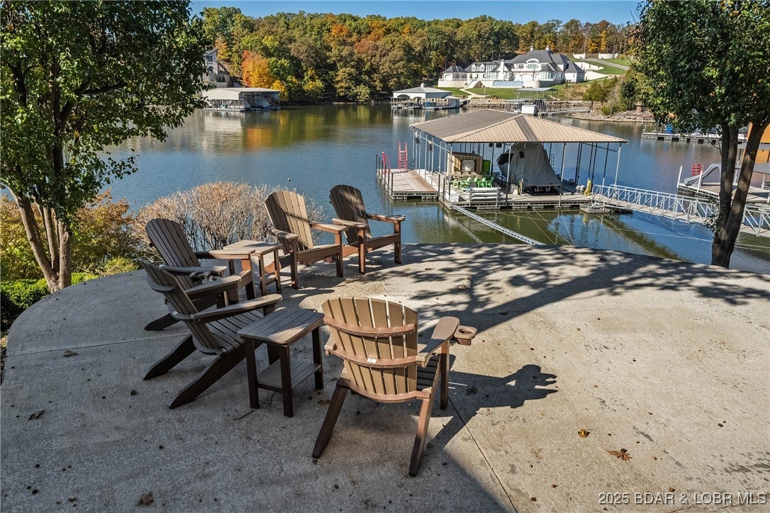 Villages, Missouri, 65079, United States, 5 Bedrooms Bedrooms, ,4 BathroomsBathrooms,Residential,Active,1985880