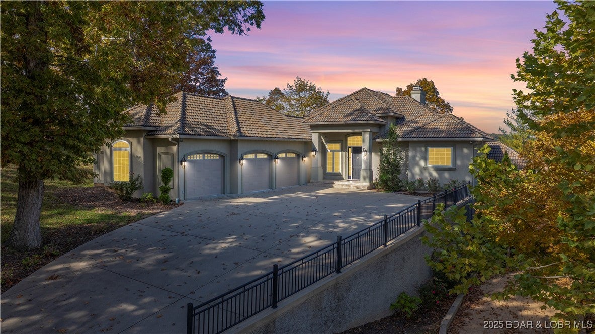 Camdenton, Missouri, 65020, United States, 5 Bedrooms Bedrooms, ,5 BathroomsBathrooms,Residential,Active,1989766