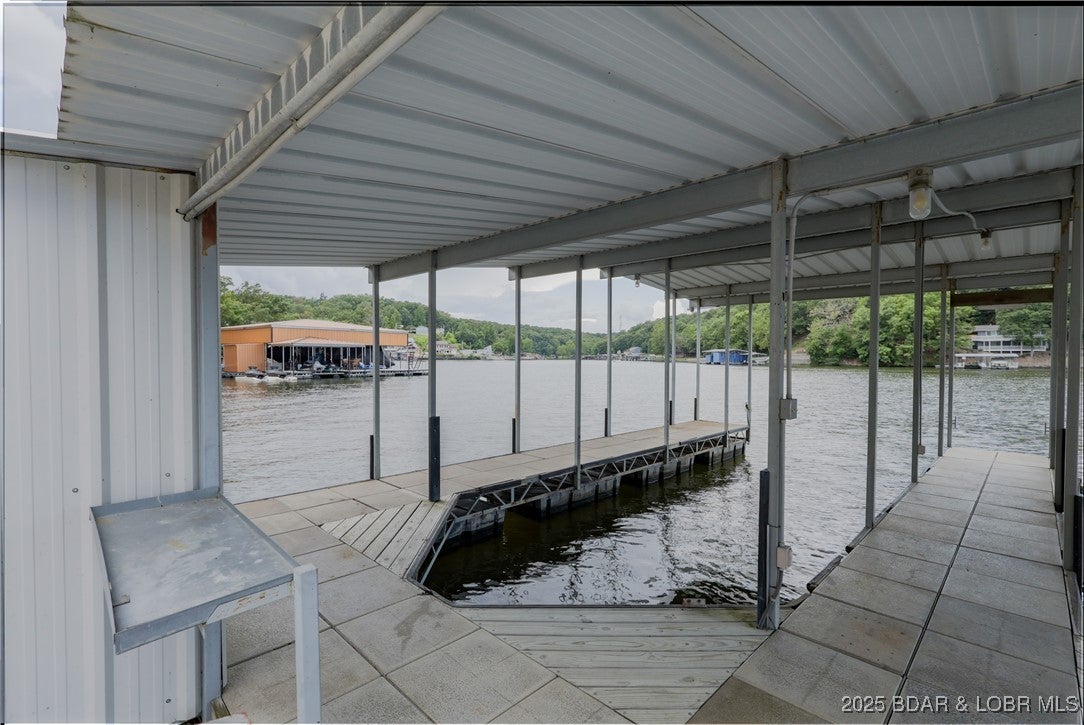 Sunrise Beach, Missouri, 65079, United States, 4 Bedrooms Bedrooms, ,4 BathroomsBathrooms,Residential,Active,1929412