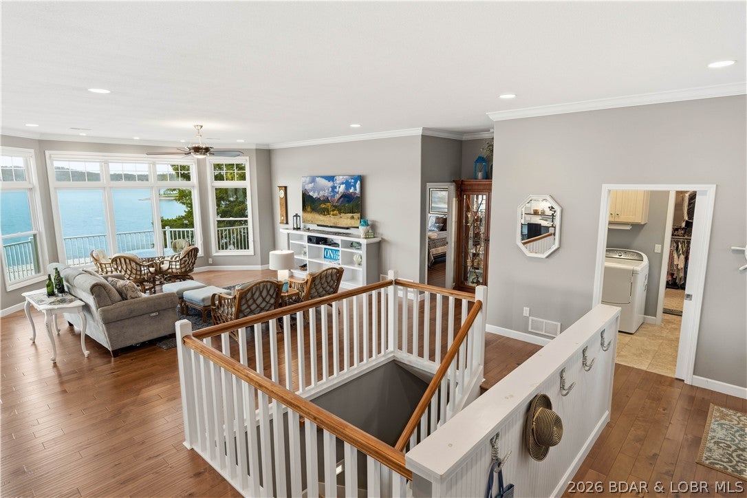 Gravois Mills, Missouri, 65037, United States, 5 Bedrooms Bedrooms, ,3 BathroomsBathrooms,Residential,Active,2032925