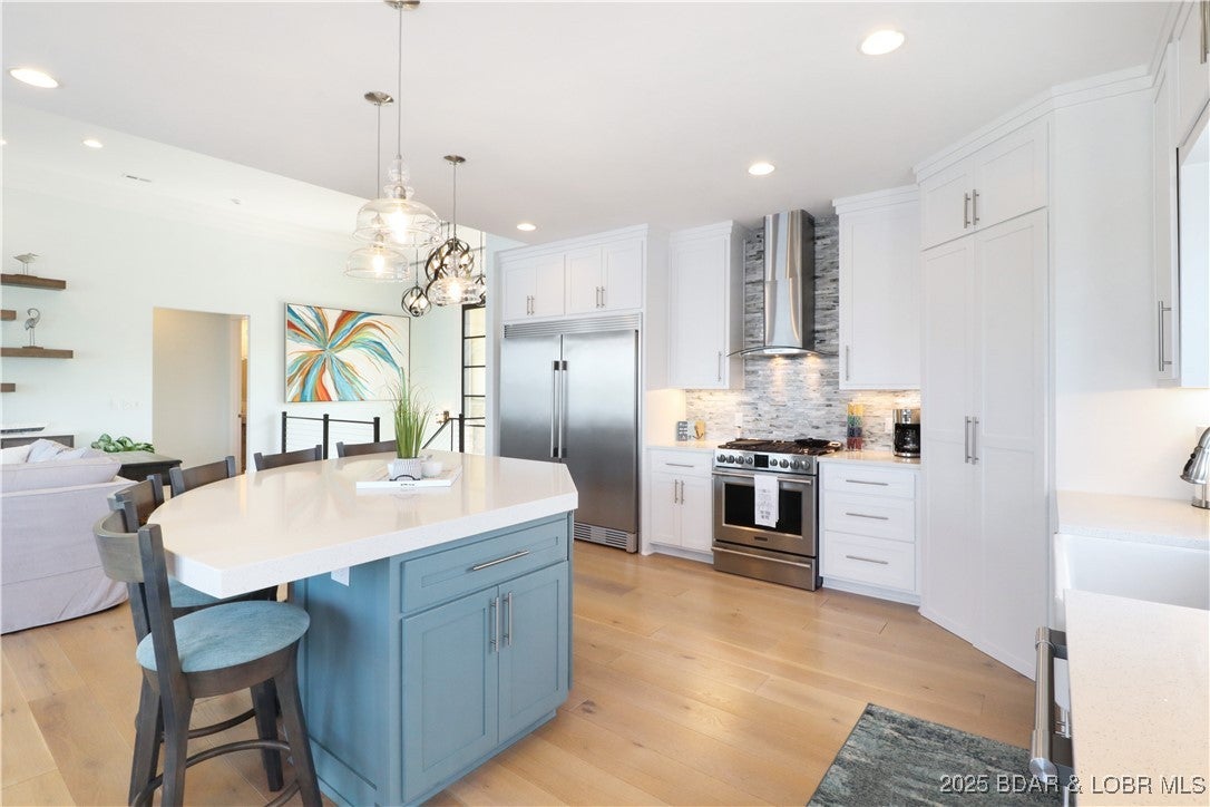 Lake Ozark, Missouri, 65049, United States, ,5 BathroomsBathrooms,Residential,Active,1734496