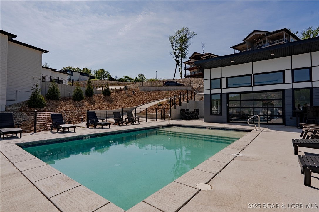 Osage Beach, Missouri, 65065, United States, 5 Bedrooms Bedrooms, ,4 BathroomsBathrooms,Residential,Active,1953713
