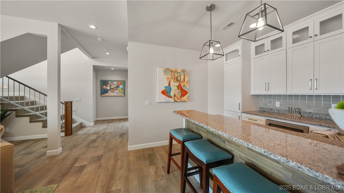 Sunrise Beach, Missouri, 65079, United States, 5 Bedrooms Bedrooms, ,5 BathroomsBathrooms,Residential,Active,1929435