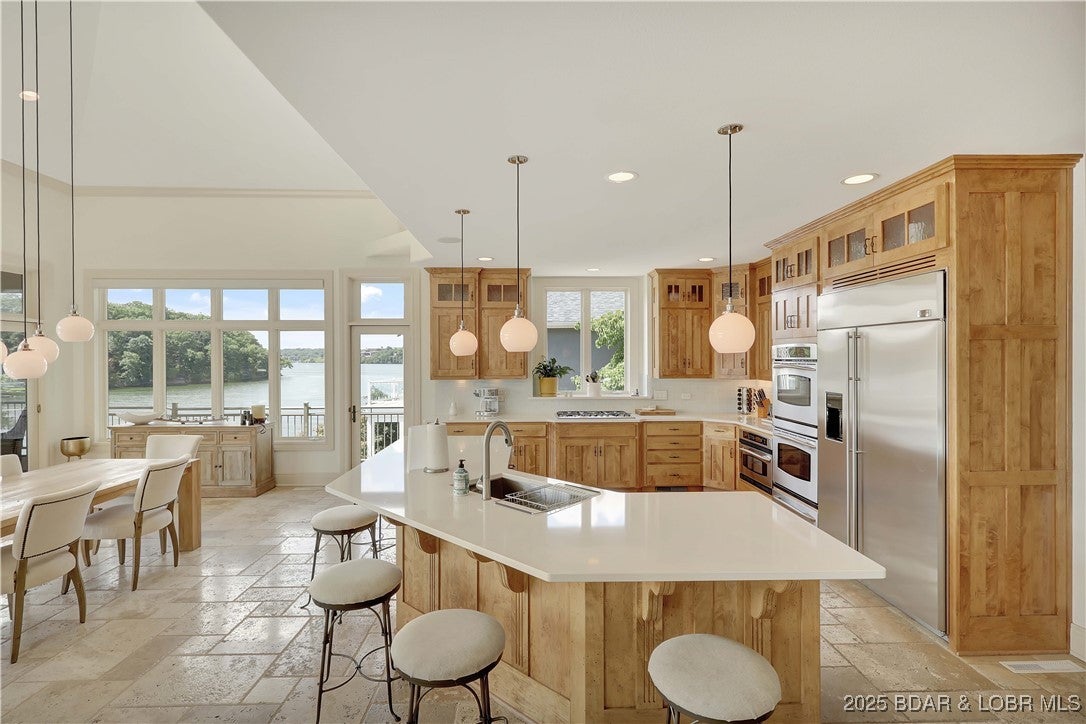 Porto Cima, Missouri, 65079, United States, 7 Bedrooms Bedrooms, ,7 BathroomsBathrooms,Residential,Active,1922532