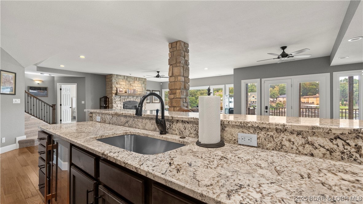 Lake Ozark, Missouri, 65049, United States, 5 Bedrooms Bedrooms, ,5 BathroomsBathrooms,Residential,Active,1968089