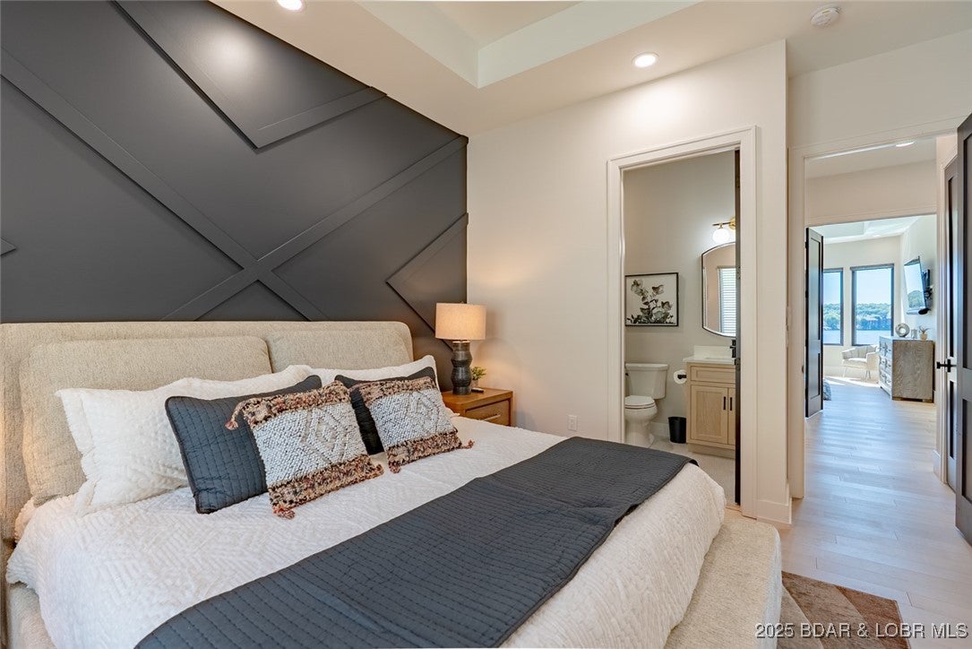 Sunrise Beach, Missouri, 65079, United States, 5 Bedrooms Bedrooms, ,7 BathroomsBathrooms,Residential,Active,1961963