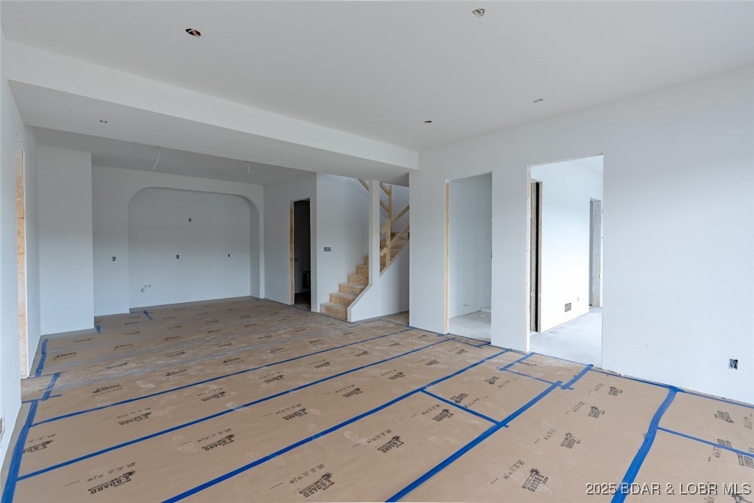 Osage Beach, Missouri, 65065, United States, 4 Bedrooms Bedrooms, ,5 BathroomsBathrooms,Residential,Active,1985585