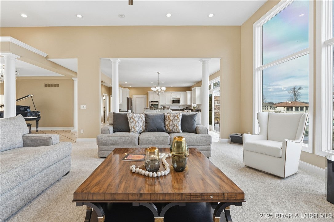 Porto Cima, Missouri, 65079, United States, 5 Bedrooms Bedrooms, ,4 BathroomsBathrooms,Residential,Active,1973370