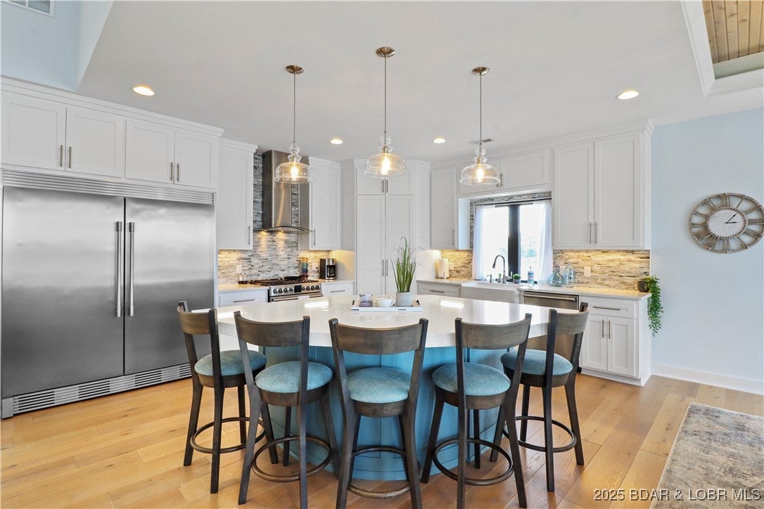 Lake Ozark, Missouri, 65049, United States, 4 Bedrooms Bedrooms, ,5 BathroomsBathrooms,Residential,Active,1959923