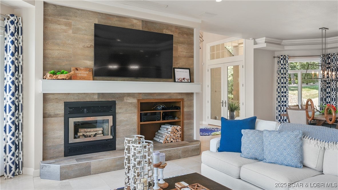 Sunrise Beach, Missouri, 65079, United States, 5 Bedrooms Bedrooms, ,5 BathroomsBathrooms,Residential,Active,1929435