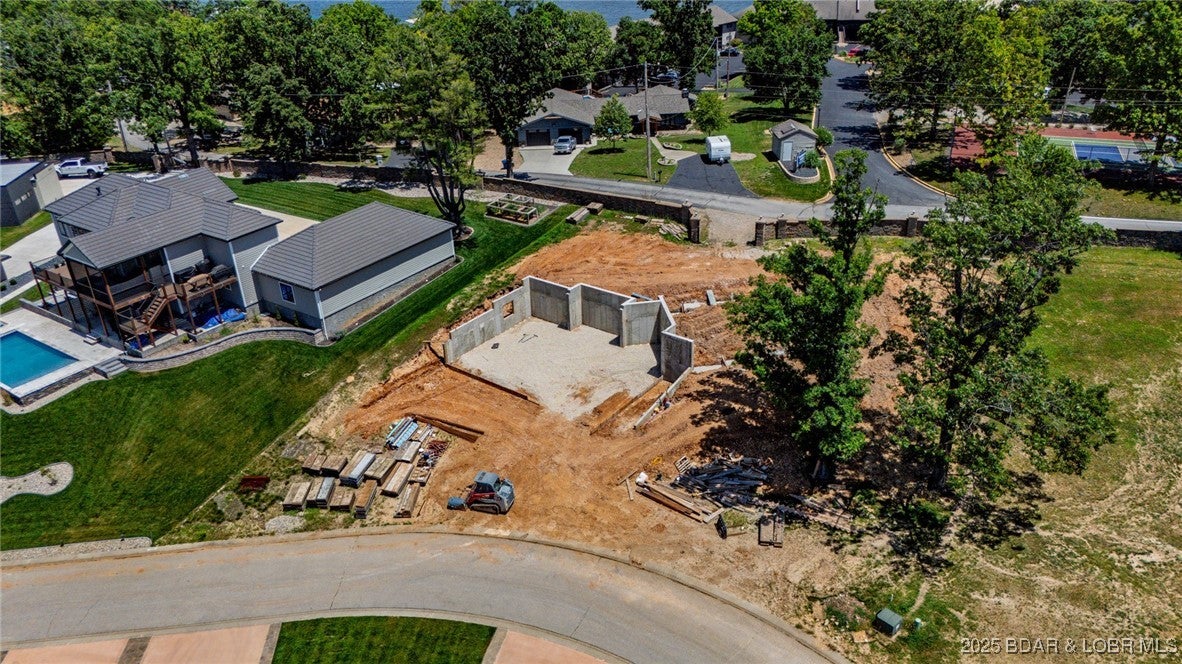 Osage Beach, Missouri, 65065, United States, 4 Bedrooms Bedrooms, ,6 BathroomsBathrooms,Residential,Active,2008268