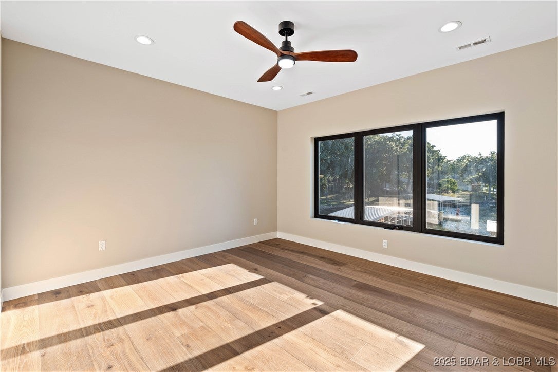 Osage Beach, Missouri, 65065, United States, 6 Bedrooms Bedrooms, ,6 BathroomsBathrooms,Residential,Active,1922661