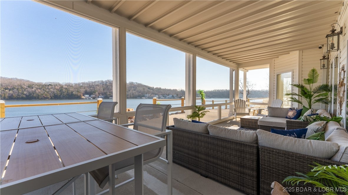 Roach, Missouri, 65787, United States, 8 Bedrooms Bedrooms, ,5 BathroomsBathrooms,Residential,Active,2007100