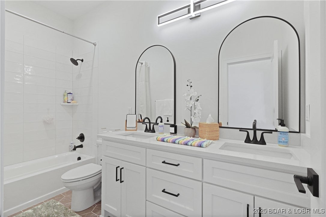 Porto Cima, Missouri, 65079, United States, 6 Bedrooms Bedrooms, ,5 BathroomsBathrooms,Residential,Active,1960144