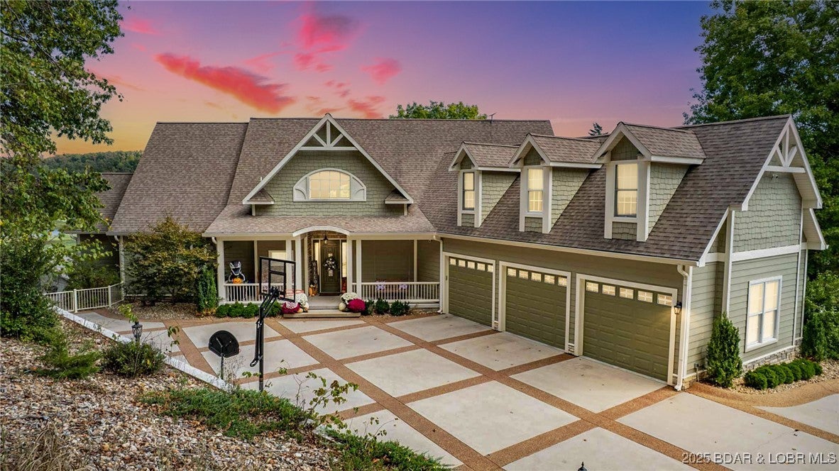 Lake Ozark, Missouri, 65049, United States, 5 Bedrooms Bedrooms, ,5 BathroomsBathrooms,Residential,Active,1990646