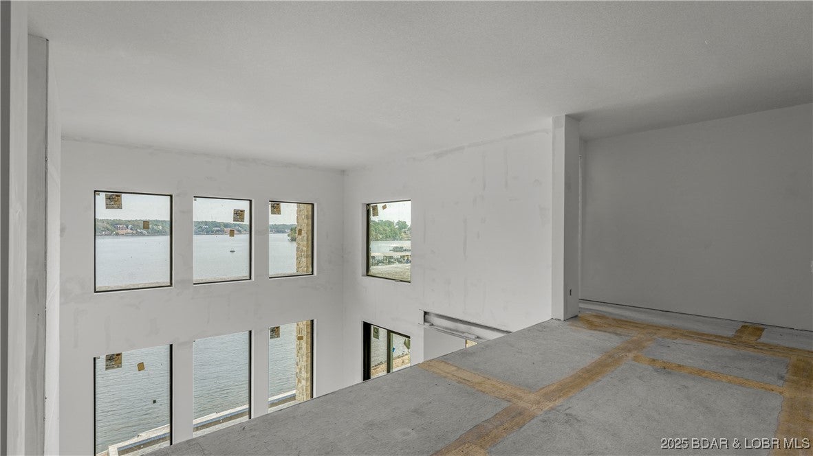 Osage Beach, Missouri, 65065, United States, 6 Bedrooms Bedrooms, ,9 BathroomsBathrooms,Residential,Active,1964478