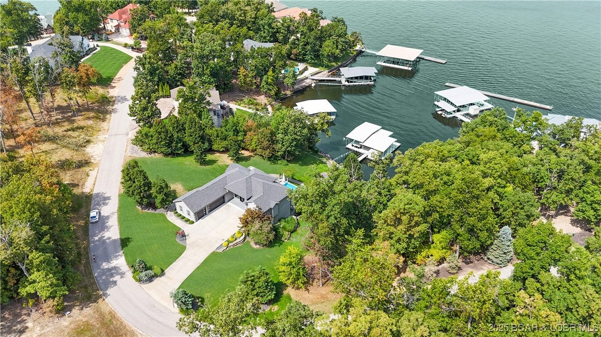 Porto Cima, Missouri, 65079, United States, 4 Bedrooms Bedrooms, ,4 BathroomsBathrooms,Residential,Active,1943787