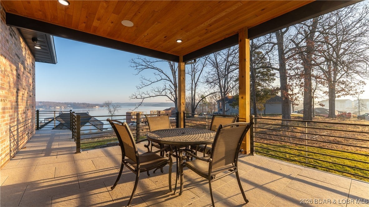 Osage Beach, Missouri, 65065, United States, 4 Bedrooms Bedrooms, ,5 BathroomsBathrooms,Residential,Active,2008724