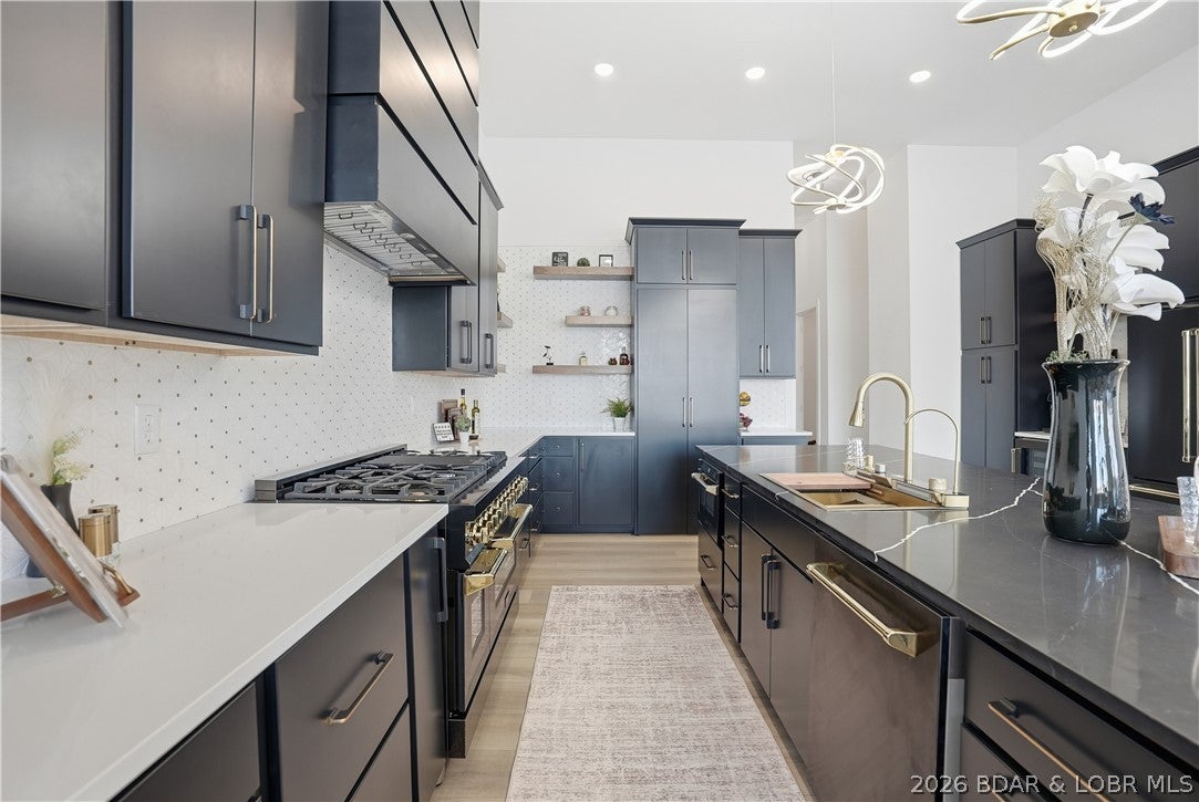 Porto Cima, Missouri, 65079, United States, 6 Bedrooms Bedrooms, ,9 BathroomsBathrooms,Residential,Active,2017446