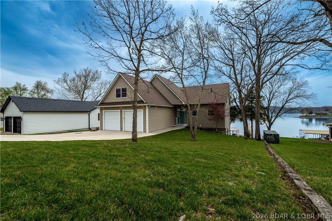 Gravois Mills, Missouri, 65037, United States, 5 Bedrooms Bedrooms, ,3 BathroomsBathrooms,Residential,Active,2032925