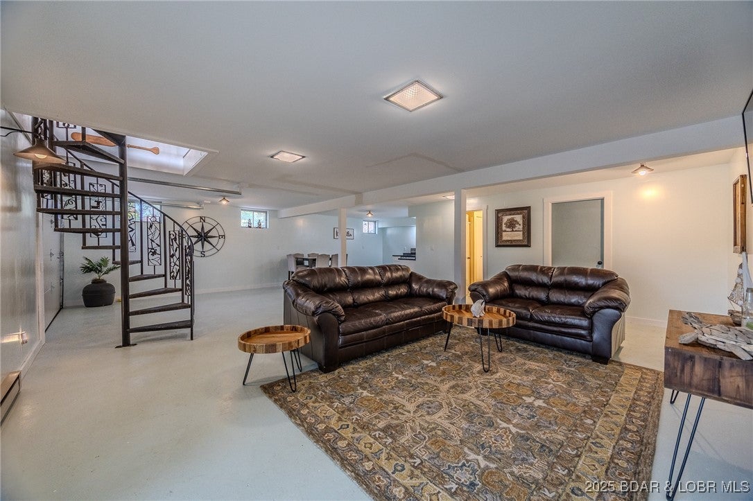 Gravois Mills, Missouri, 65037, United States, 3 Bedrooms Bedrooms, ,3 BathroomsBathrooms,Residential,Active,1945462