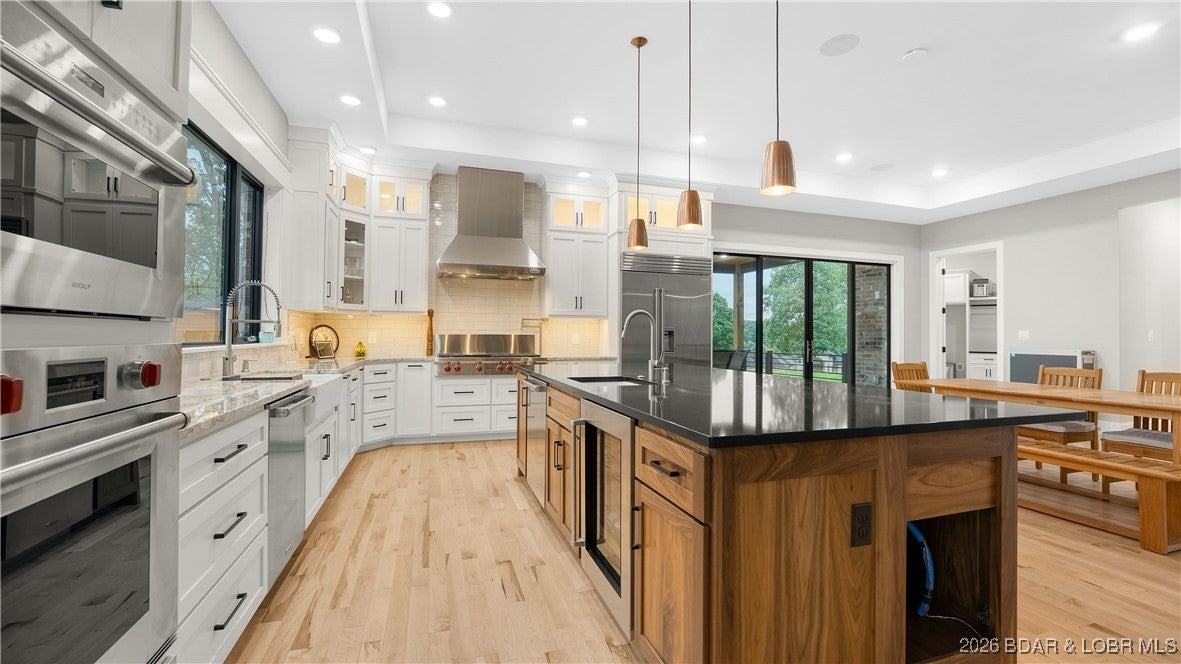 Osage Beach, Missouri, 65065, United States, 4 Bedrooms Bedrooms, ,5 BathroomsBathrooms,Residential,Active,2008724