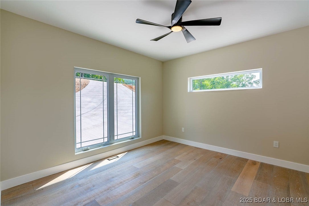 Sunrise Beach, Missouri, 65079, United States, 6 Bedrooms Bedrooms, ,7 BathroomsBathrooms,Residential,Active,1968091