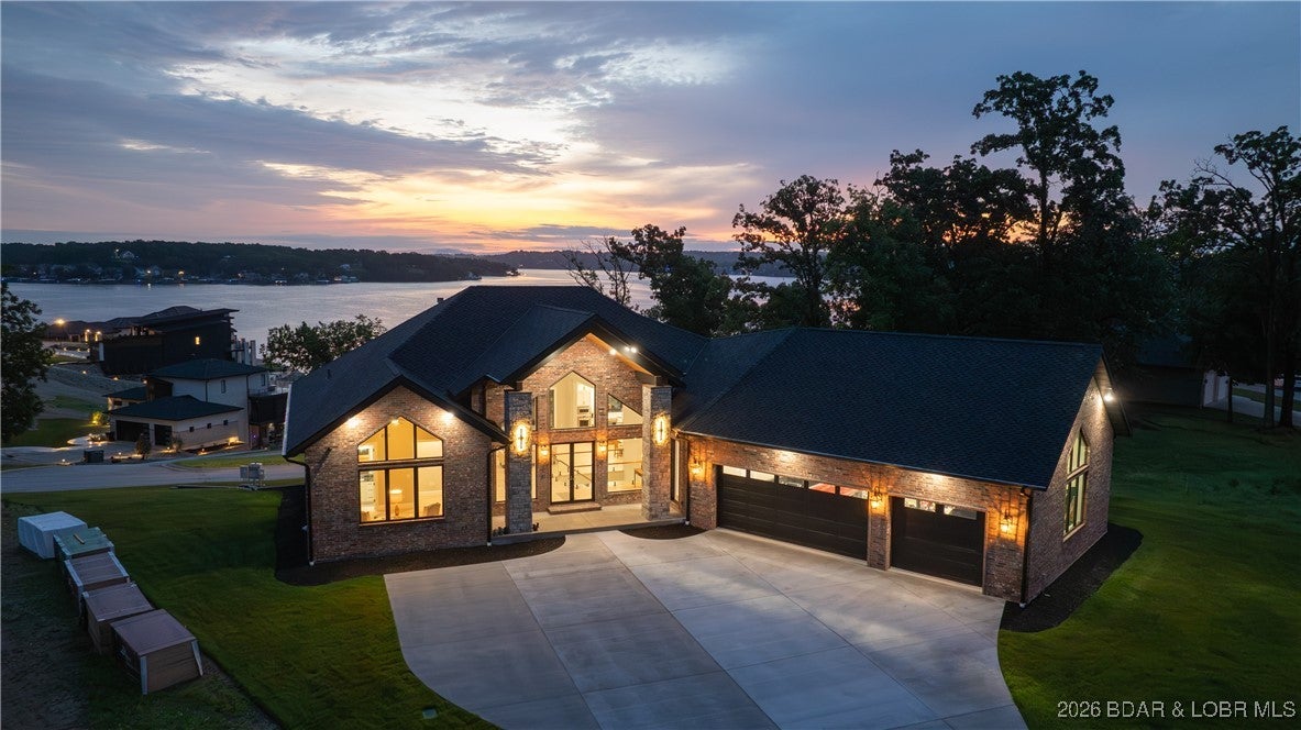 Osage Beach, Missouri, 65065, United States, 4 Bedrooms Bedrooms, ,5 BathroomsBathrooms,Residential,Active,2008724