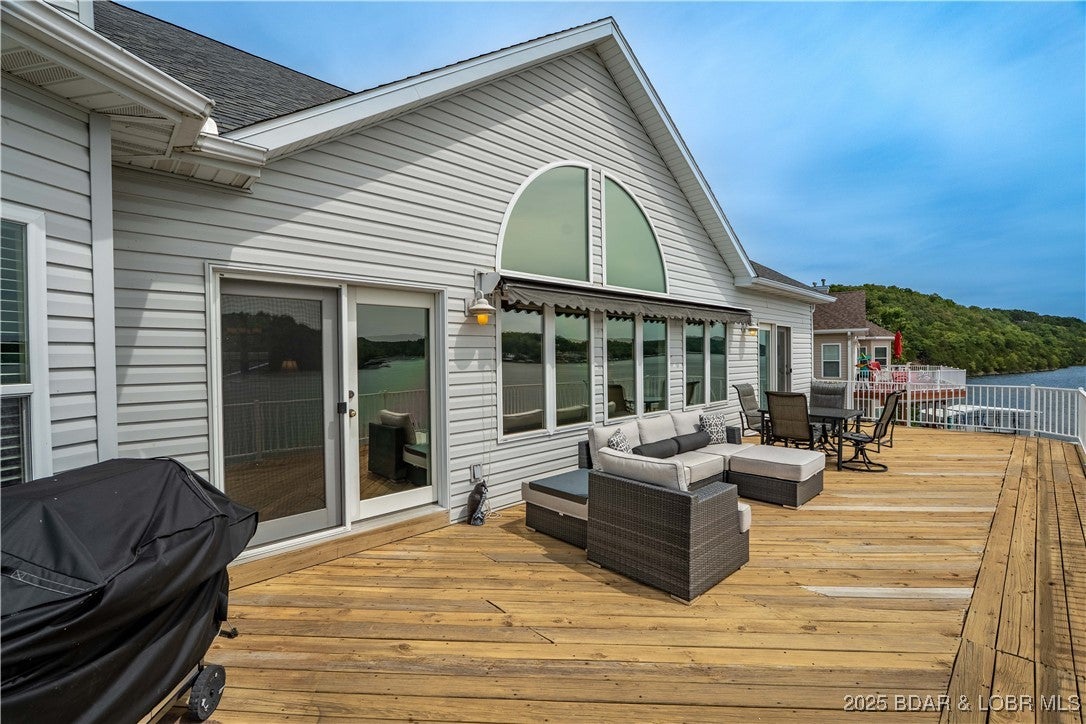 Camdenton, Missouri, 65020, United States, 4 Bedrooms Bedrooms, ,4 BathroomsBathrooms,Residential,Active,1936451