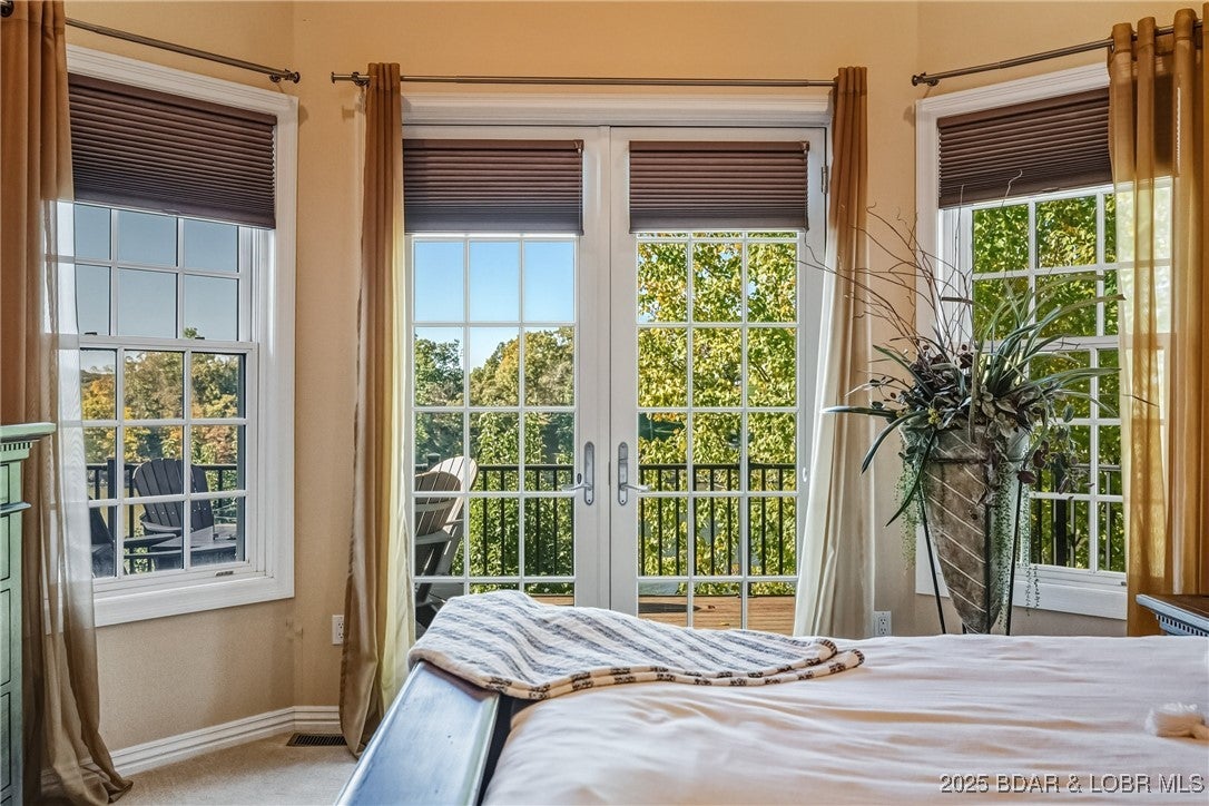 Villages, Missouri, 65079, United States, 5 Bedrooms Bedrooms, ,4 BathroomsBathrooms,Residential,Active,1985880