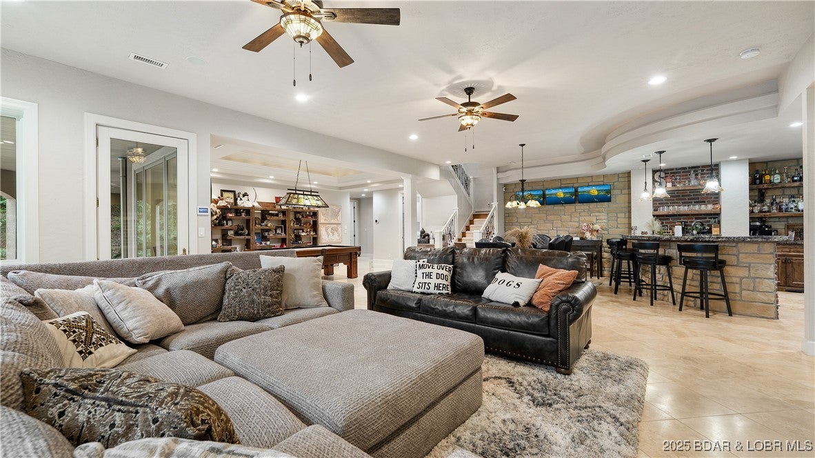 Porto Cima, Missouri, 65079, United States, 5 Bedrooms Bedrooms, ,5 BathroomsBathrooms,Residential,Active,1877782