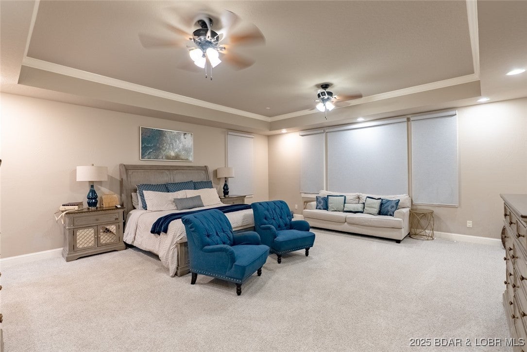 Lake Ozark, Missouri, 65049, United States, 5 Bedrooms Bedrooms, ,5 BathroomsBathrooms,Residential,Active,1990646