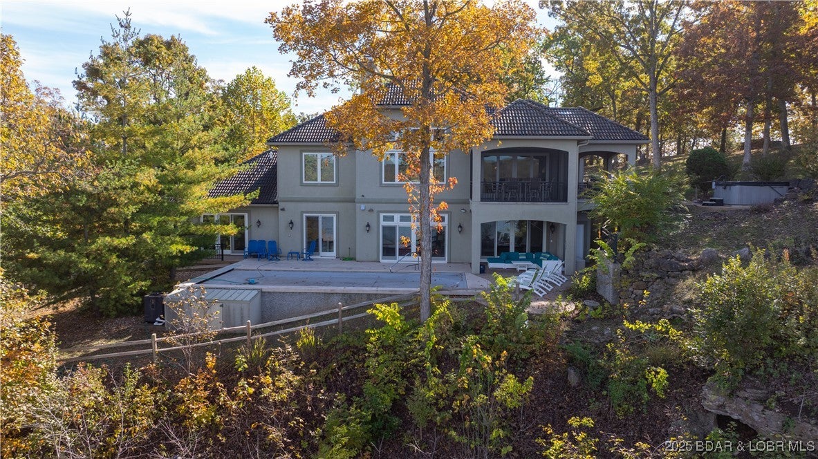 Camdenton, Missouri, 65020, United States, 5 Bedrooms Bedrooms, ,5 BathroomsBathrooms,Residential,Active,1989766