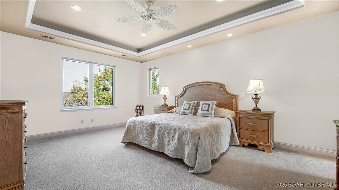 Camdenton, Missouri, 65020, United States, 5 Bedrooms Bedrooms, ,5 BathroomsBathrooms,Residential,Active,1989766