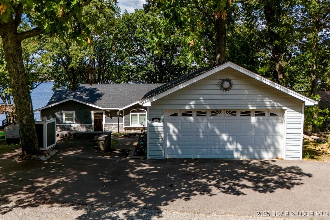 Sunrise Beach, Missouri, 65079, United States, 9 Bedrooms Bedrooms, ,7 BathroomsBathrooms,Residential,Active,1898212