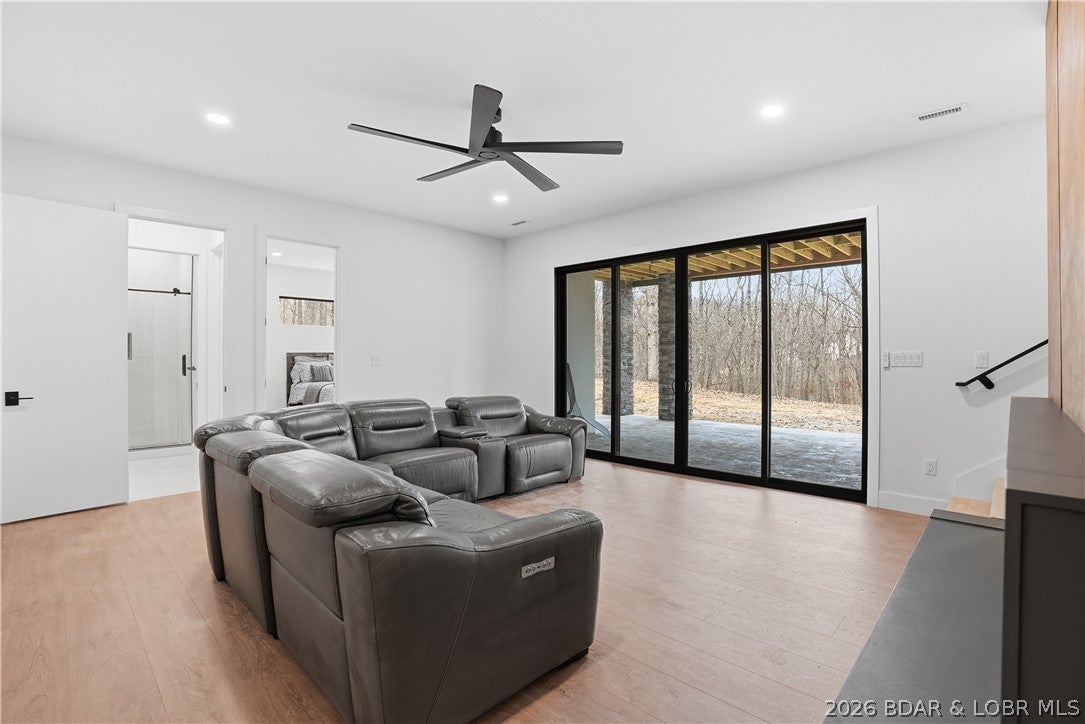 Porto Cima, Missouri, 65049, United States, 4 Bedrooms Bedrooms, ,4 BathroomsBathrooms,Residential,Active,2040222