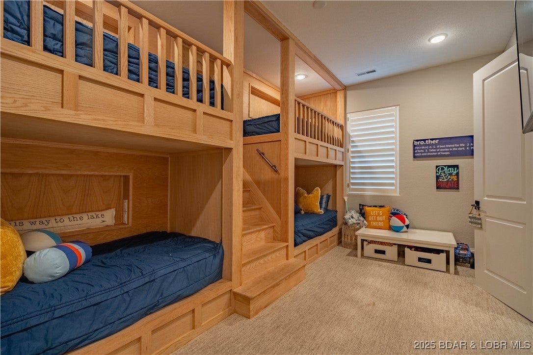 Osage Beach, Missouri, 65065, United States, 4 Bedrooms Bedrooms, ,5 BathroomsBathrooms,Residential,Active,1823963