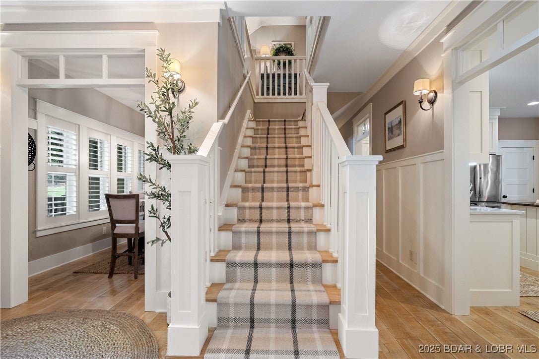 Lake Ozark, Missouri, 65049, United States, 4 Bedrooms Bedrooms, ,5 BathroomsBathrooms,Residential,Active,1960161