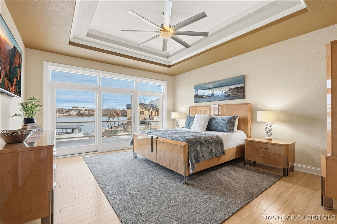 Porto Cima, Missouri, 65079, United States, 5 Bedrooms Bedrooms, ,4 BathroomsBathrooms,Residential,Active,1973370