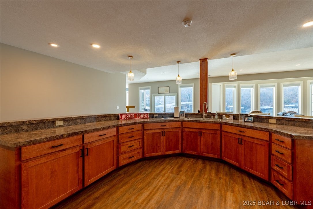 Sunrise Beach, Missouri, 65079, United States, 5 Bedrooms Bedrooms, ,7 BathroomsBathrooms,Residential,Active,2007238