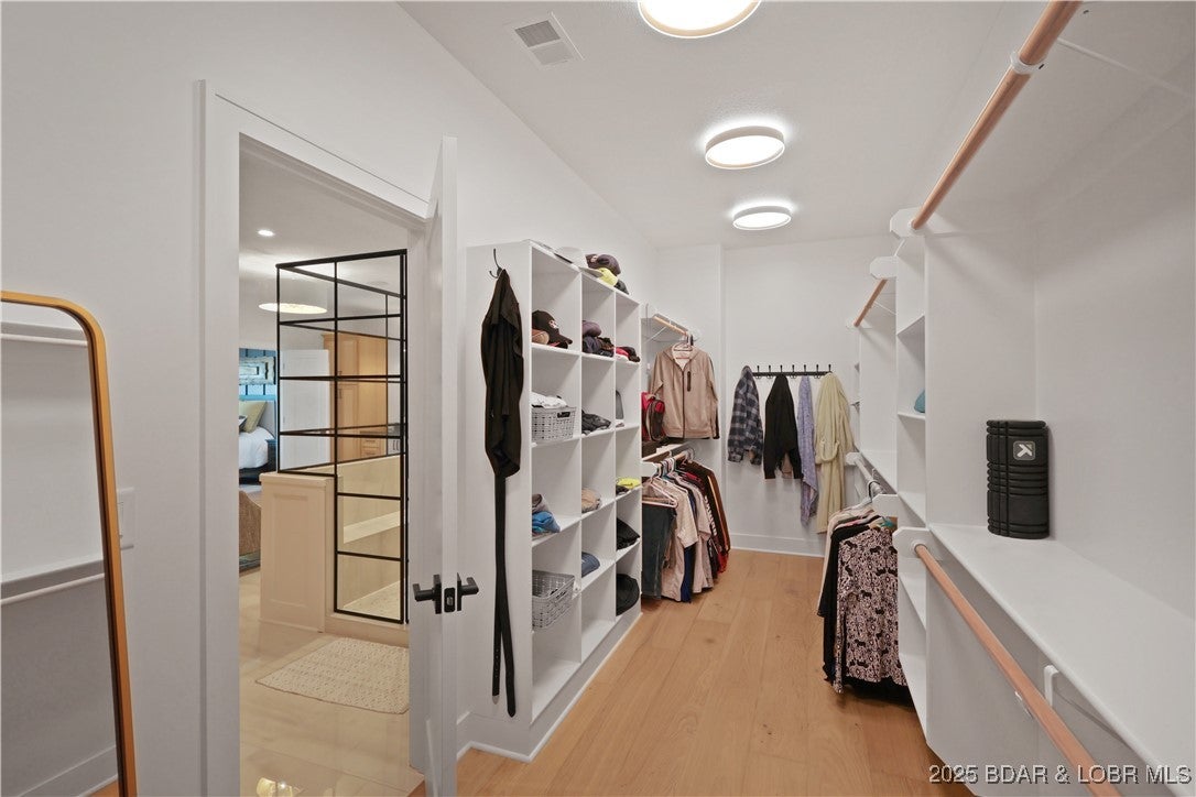 Porto Cima, Missouri, 65079, United States, 6 Bedrooms Bedrooms, ,5 BathroomsBathrooms,Residential,Active,1960144