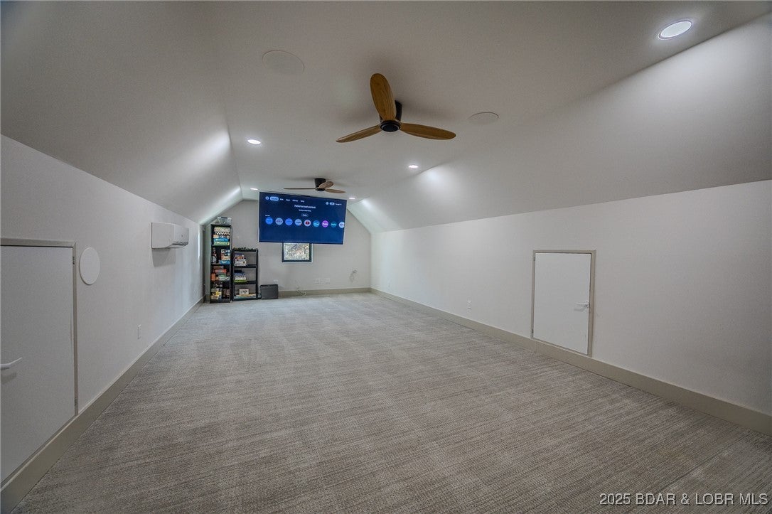 Linn Creek, Missouri, 65052, United States, 6 Bedrooms Bedrooms, ,5 BathroomsBathrooms,Residential,Active,1989796