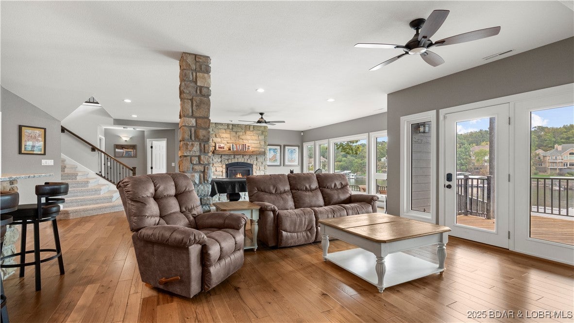 Lake Ozark, Missouri, 65049, United States, 5 Bedrooms Bedrooms, ,5 BathroomsBathrooms,Residential,Active,1968089