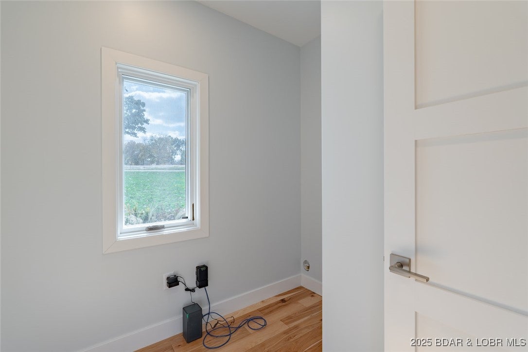 Climax Springs, Missouri, 65324, United States, 5 Bedrooms Bedrooms, ,5 BathroomsBathrooms,Residential,Active,1988443