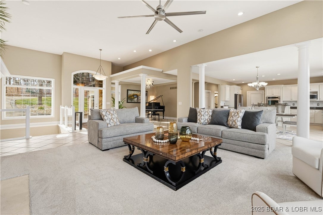 Porto Cima, Missouri, 65079, United States, 5 Bedrooms Bedrooms, ,4 BathroomsBathrooms,Residential,Active,1973370