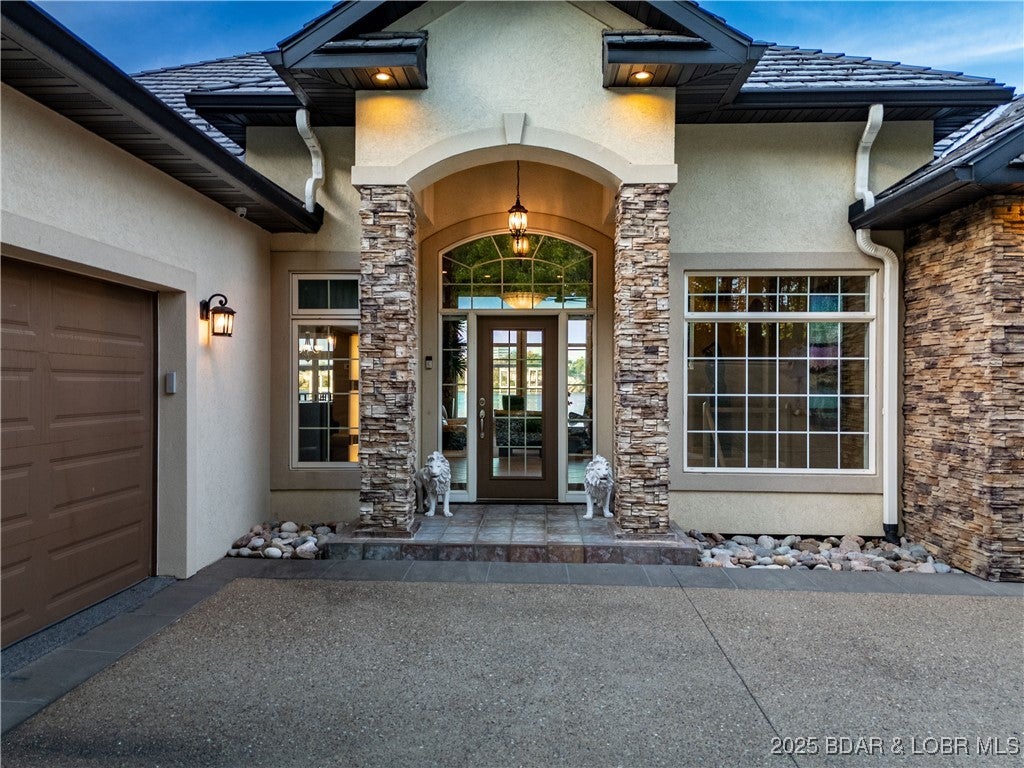 Porto Cima, Missouri, 65079, United States, 5 Bedrooms Bedrooms, ,4 BathroomsBathrooms,Residential,Active,1973370