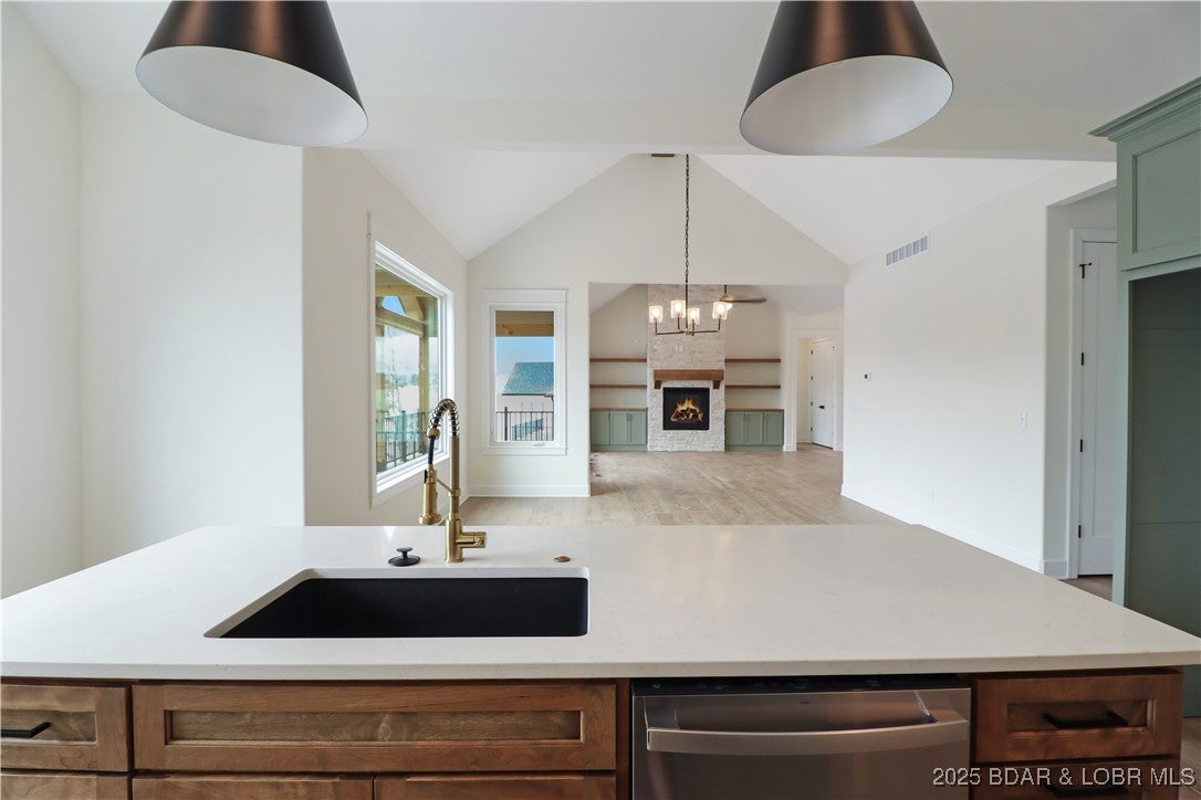 Sunrise Beach, Missouri, 65079, United States, 4 Bedrooms Bedrooms, ,5 BathroomsBathrooms,Residential,Active,1843842